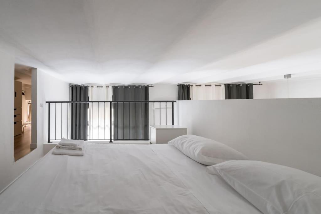 Spazioso Loft: Coldilana14 ミラノ エクステリア 写真